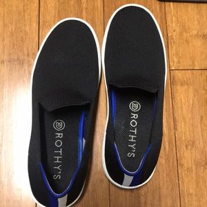 Rothys Black Sneaker Size 7